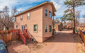 Huge Cozy Home With Many Bedrooms In Ivywild